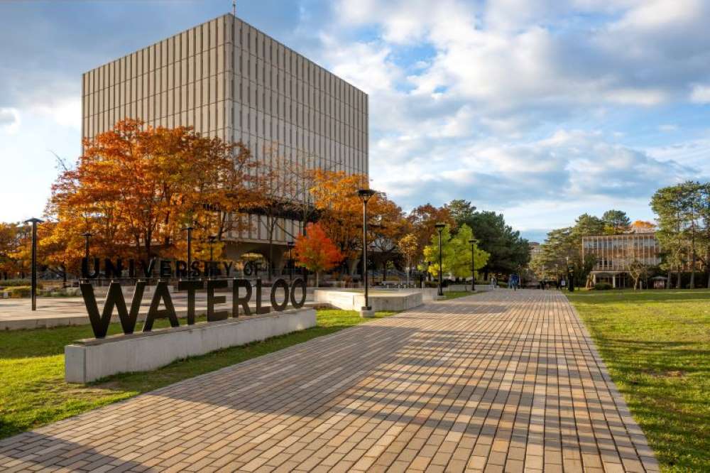 دانشگاه واترلو (University of Waterloo)